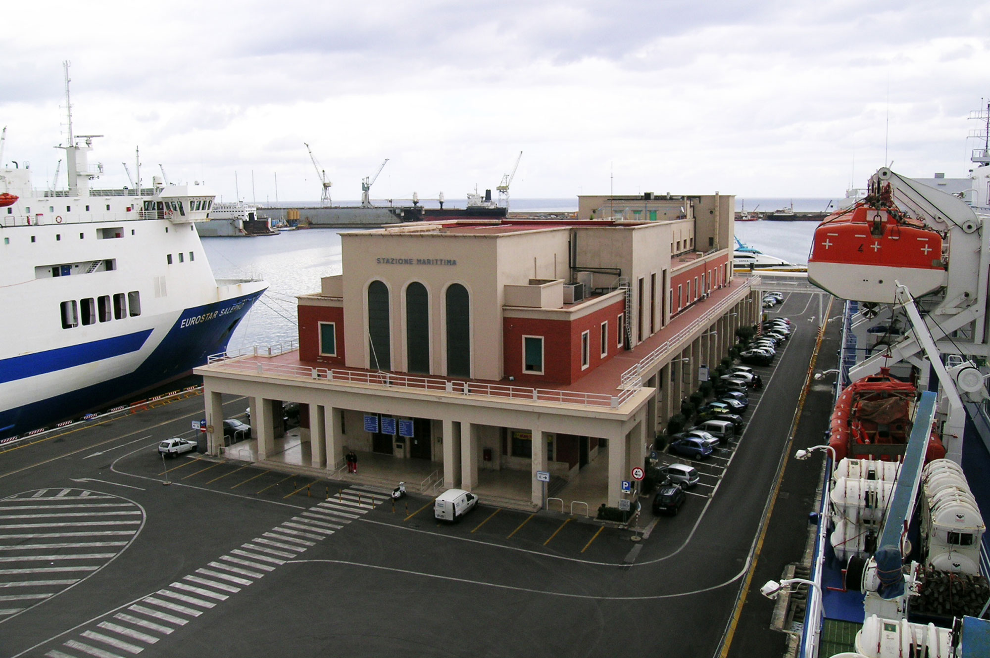 Requalification and restyling of the Palermo’s maritime station