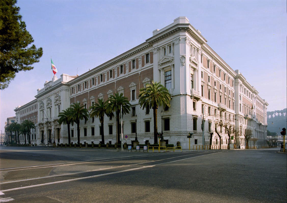 The seismic vulnerability for Palazzo della Marina in Rome