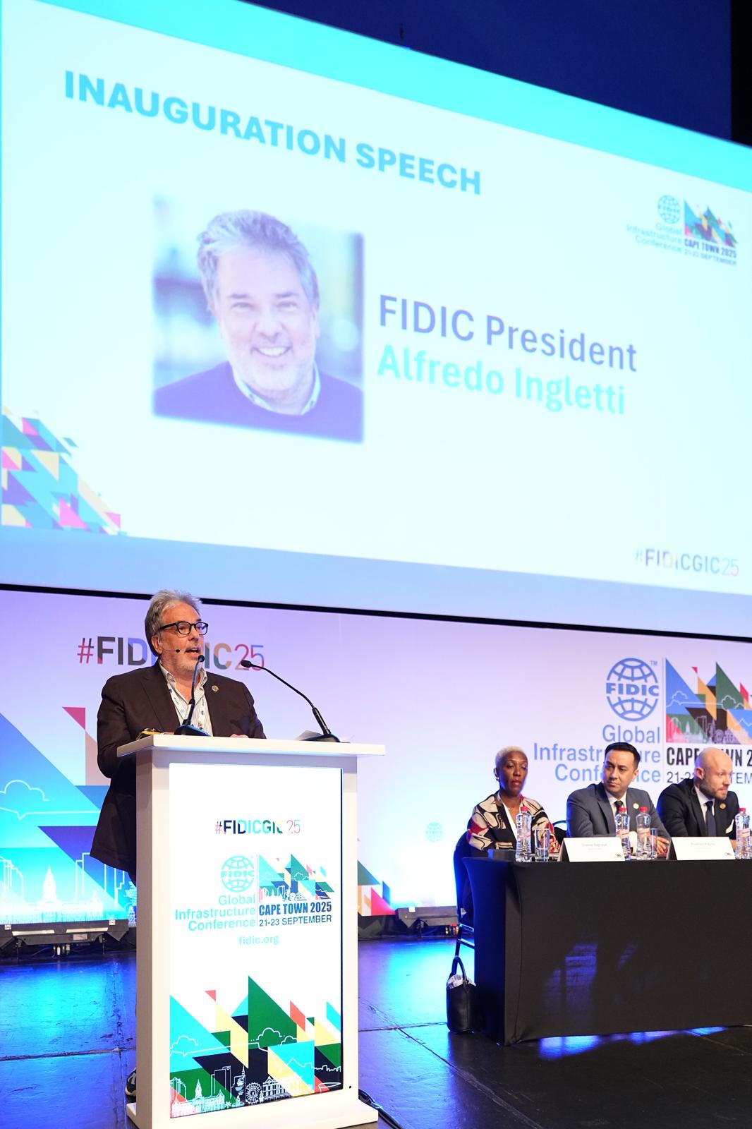 Alfredo Ingletti assumes Presidency of FIDIC